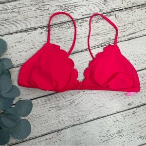 Vanilla/Beach Scallop Bikini Top